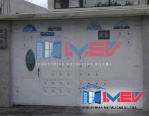 puertas-de-garaje-paneladas-industrias-metalicas-vilema-riobamba-ecuador-41